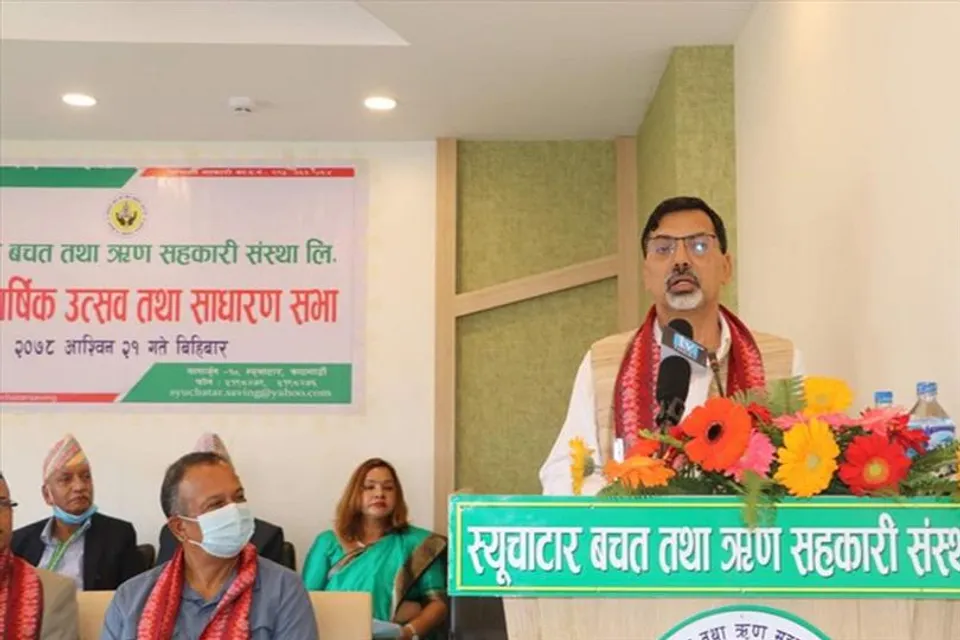 ইস্ফতা দিলেন অর্থমন্ত্রী