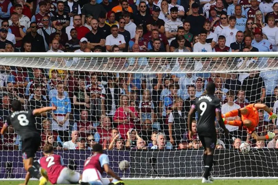 মরসুমের প্রথম জয় পেল ওয়েস্ট হ্যাম