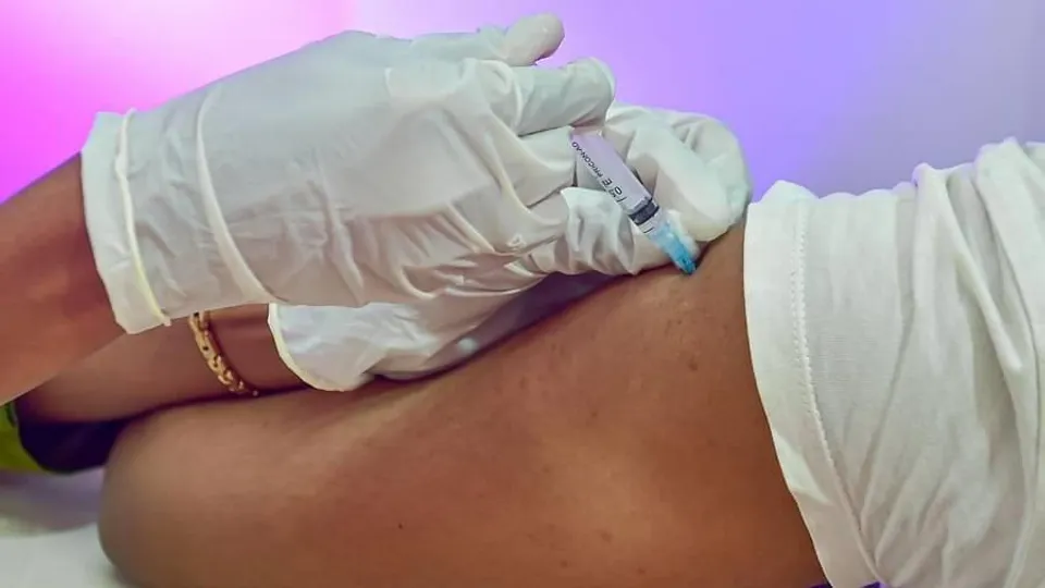 অবশেষে মিলল বুস্টার ডোজে সম্মতি!