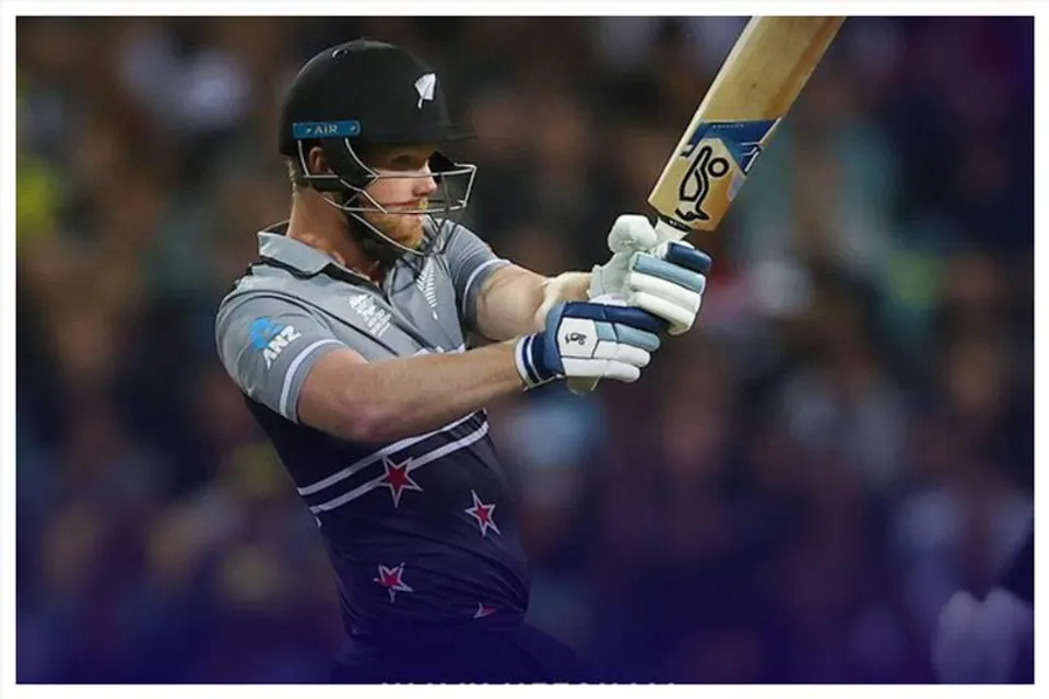 পরে নেমে ১৩ বলে ২৬ রানের ইনিংস খেললেন জিমি