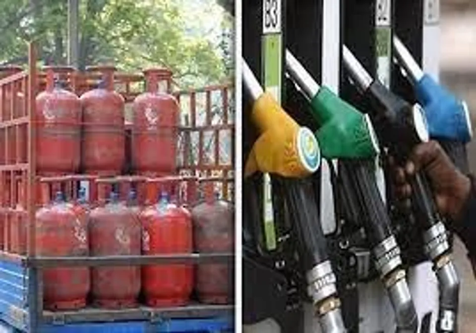 পেট্রোল, ডিজেল এবং রান্নার গ্যাসের দাম আঘাত হানে,  ফলের মানুষের রাস্তায় নেমে প্রতিবাদ