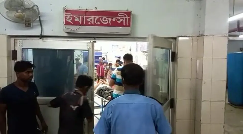 জলের পাইপ লাইনকে কেন্দ্র করে দুই পরিবারের মধ্যে গন্ডগোল