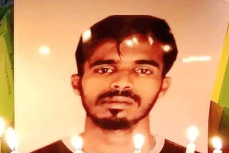 পাঁচলায় এসপি অফিসের সামনে ধুন্ধুমার