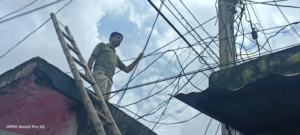 অবৈধ বিদ্যুৎ সংযোগের বিরুদ্ধে অভিযানে নামল ইসিএল কর্তৃপক্ষ