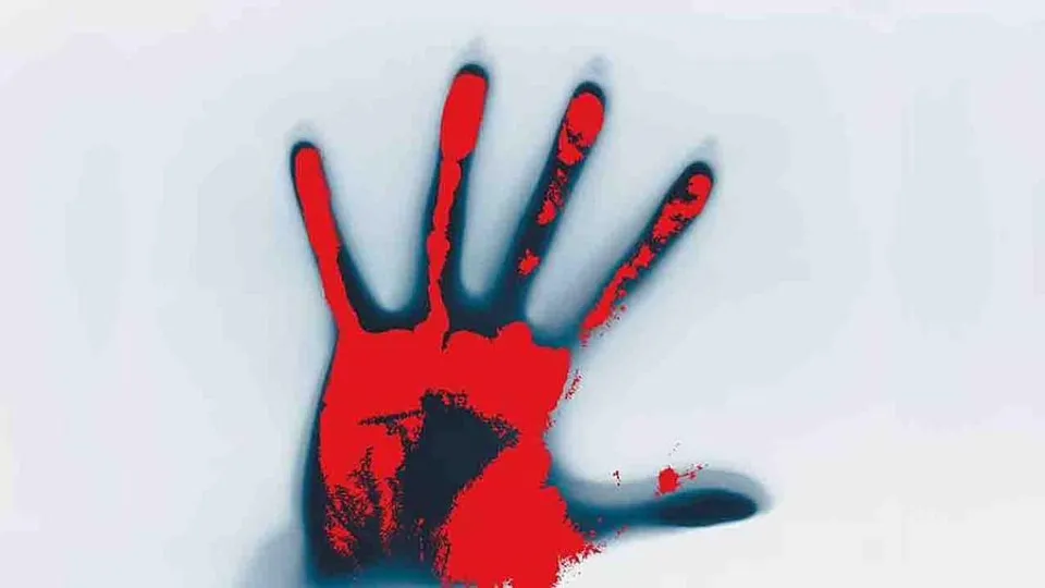 ছেলের পরকীয়া সম্পর্কের জেরে খুন হলেন বাবা!