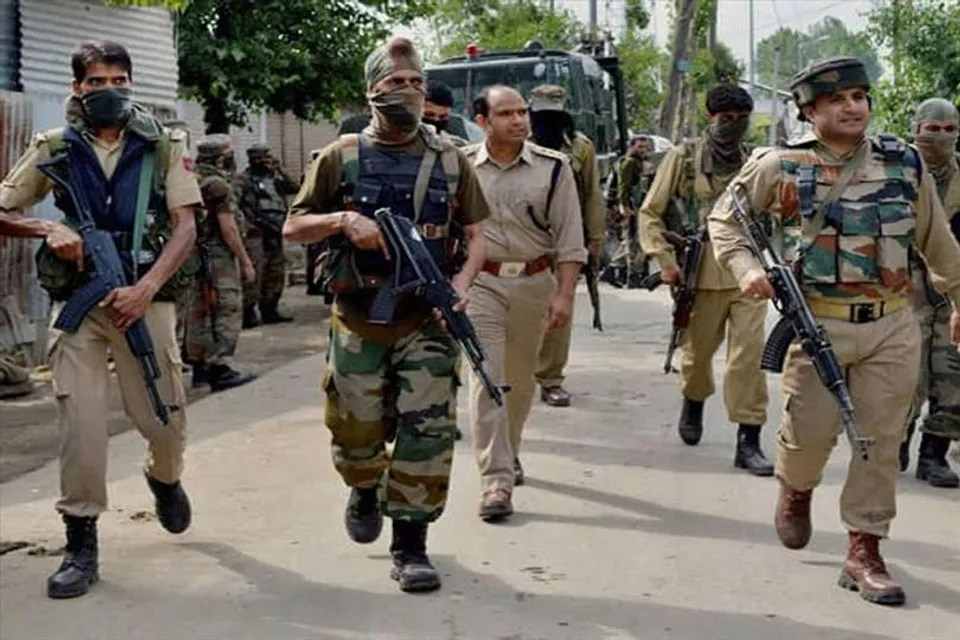 শান্তিপূর্ণ পুরভোটে শুরু রুটমার্চ