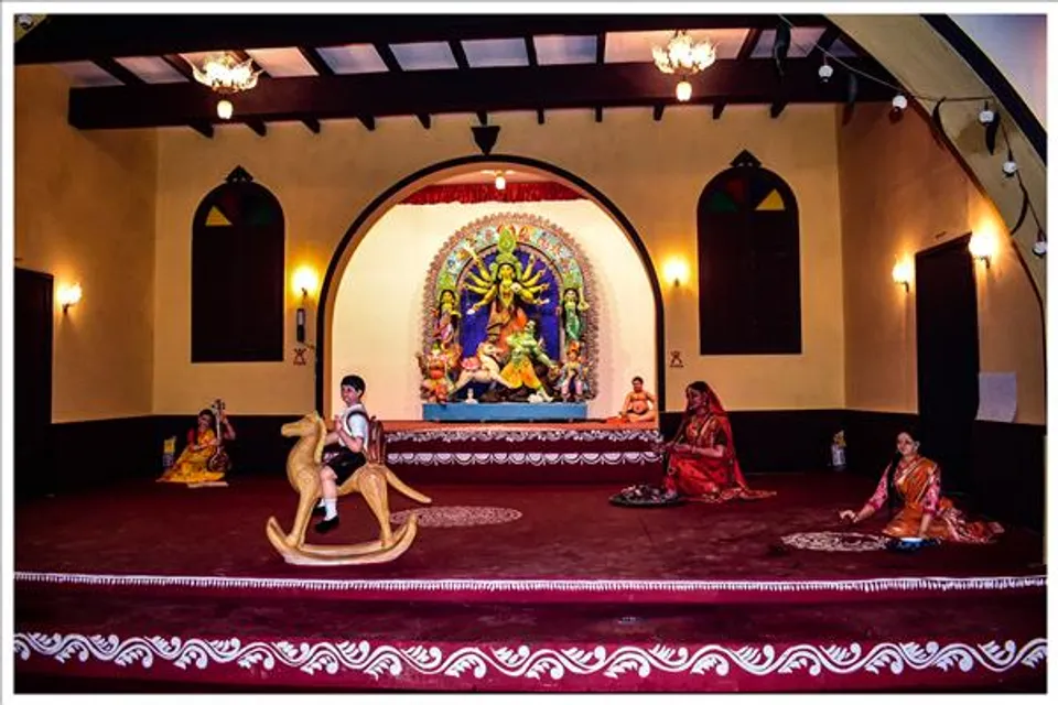 সন্তোষপুর লেক পল্লীর এবছরের ভাবনা 'যাপনচিত্র'