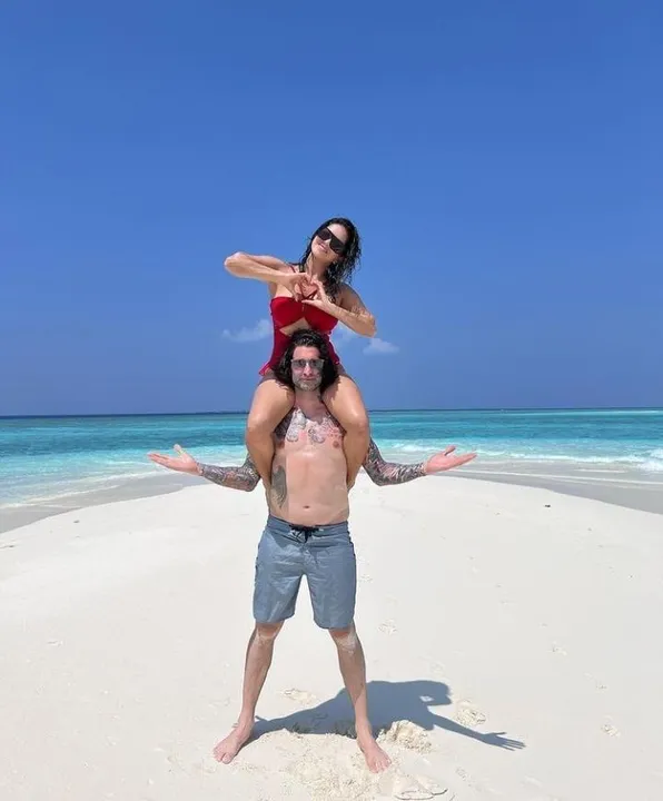 'কুছ কুছ হোতা হ্যায়'-এর কাজলের বেশে সানি দেখুন সেই ভিডিও