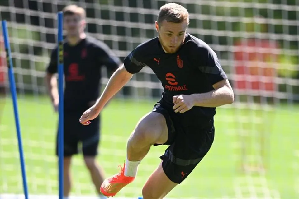 নতুন সপ্তাহের শুরু থেকে মিলানের কড়া অনুশীলন