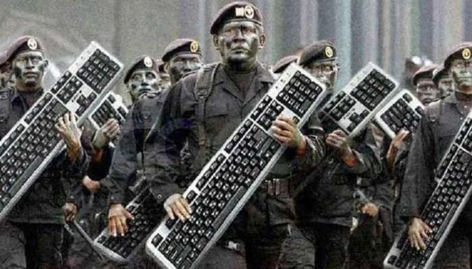 রাশিয়ার সাইবার হানা ঠেকাতে 'সাইবার সেনা' গঠন ইউক্রেনের