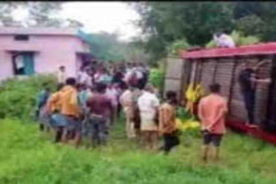 ছত্তিশগড়ের যশপুরে ভয়াবহ সড়ক দুর্ঘটনা