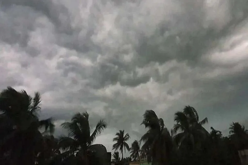 অতি ভারী বৃষ্টির পূর্বাভাস