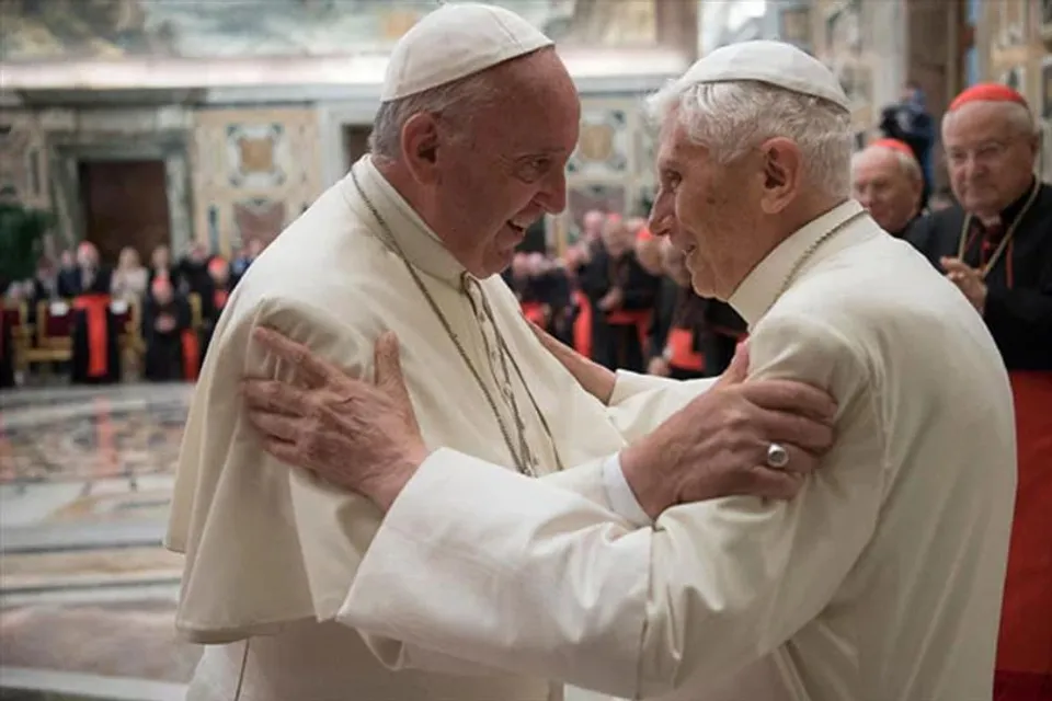 ভ্যাটিকান সিটিতে  বেনেডিক্টের অন্ত্যেষ্টিক্রিয়ায় নেতৃত্ব দেবেন পোপ ফ্রান্সিস