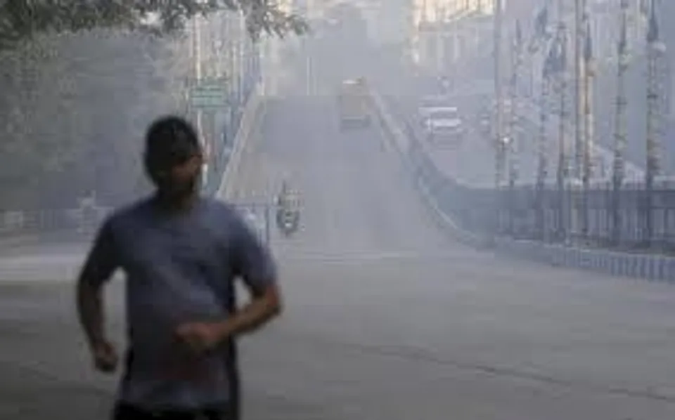 বায়ুদূষণে এবার দিল্লিকে টপকে গেল কলকাতা