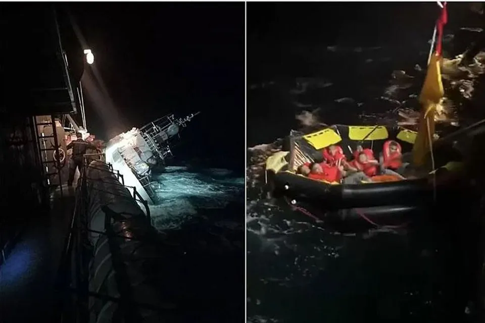 থাইল্যান্ড উপসাগরে ডুবে গেল যুদ্ধজাহাজ