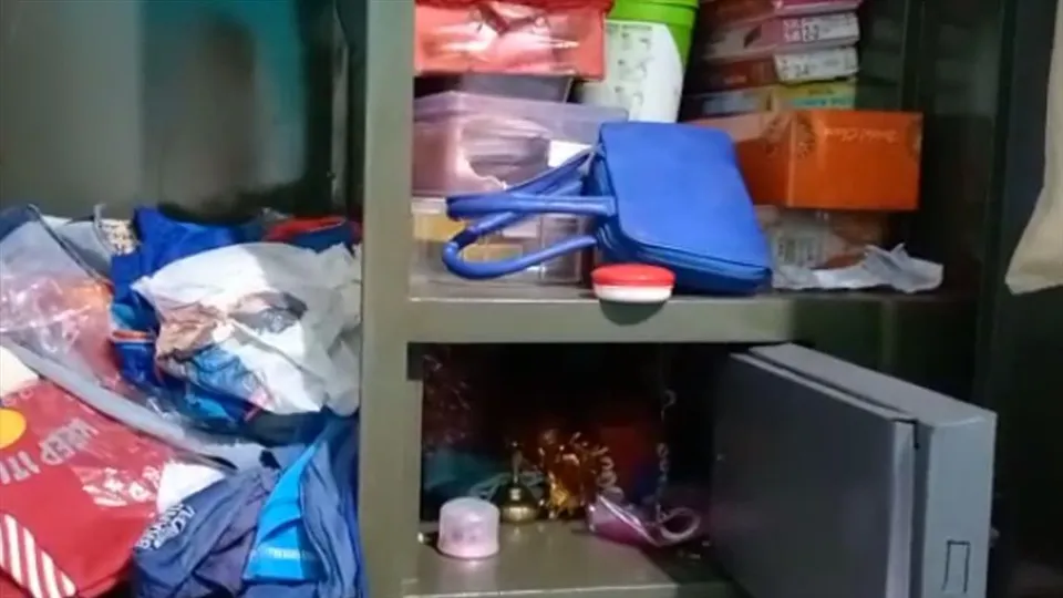 মুরগির দোকান থেকে সাত হাজার টাকা চুরি অন্ডালে