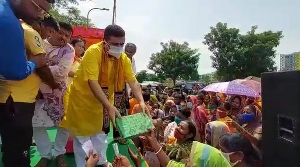হলদিয়া শিল্পাঞ্চলে বিশ্বকর্মা পূজোর উদ্ধোবন করলেন রাজ্যের বিরোধী দলনেতা