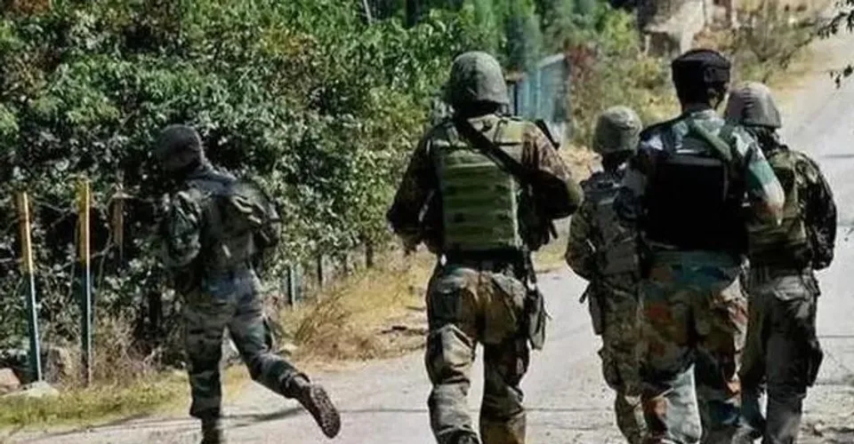 অনন্তনাগ এনকাউন্টারে নিকেশ ২ হিজবুল জঙ্গি, তৃতীয় জঙ্গির খোঁজে শুরু তল্লাশি