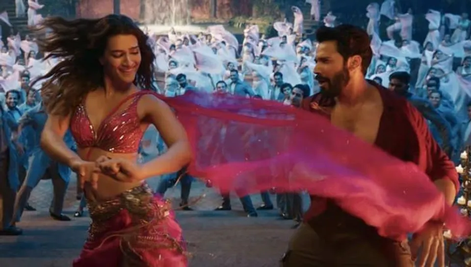 ভেড়িয়ার গান ঠুমকেশ্বরীতে কৃতি, বরুণের সেই দেখা মিলল শ্রদ্ধা কপূরের!