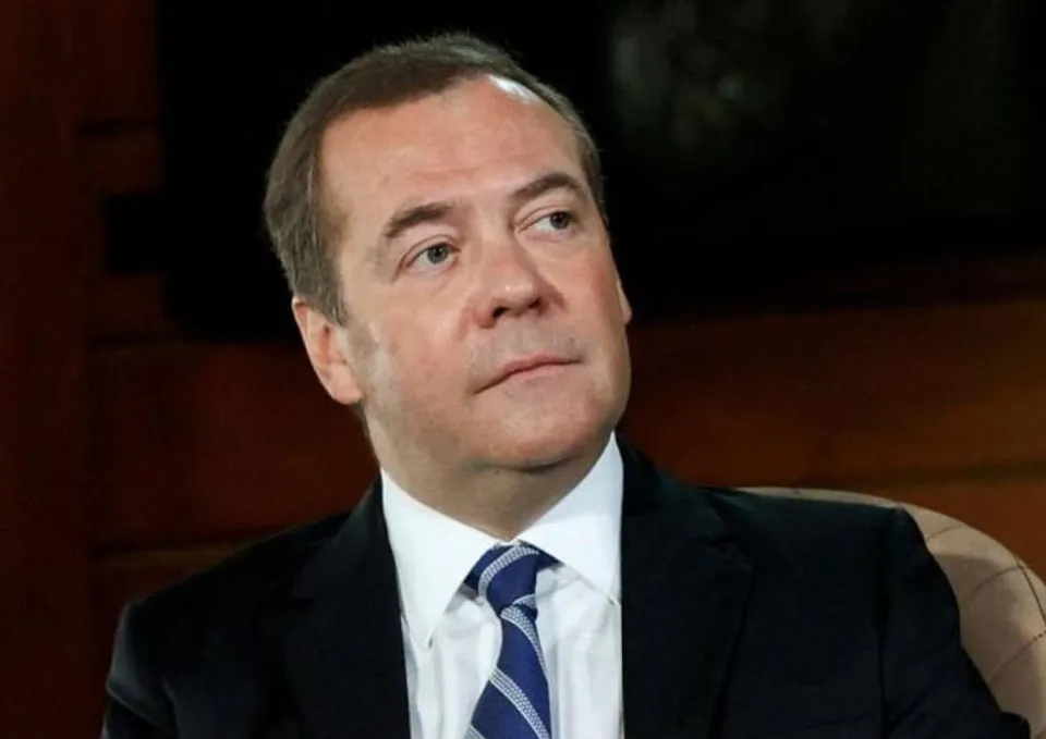 ইউক্রেনে রাশিয়ার পরাজয় পরমাণু যুদ্ধের সূত্রপাত করতে পারেঃ মেদভেদেভ