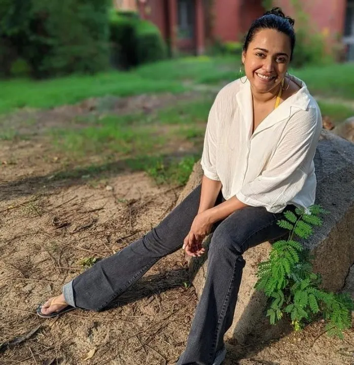 আসছে স্বরা ভাস্কর, শিখা তালসানিয়া, মেহের ভিজ এবং পূজা চোপড়ার 'জাহা চার ইয়ার'