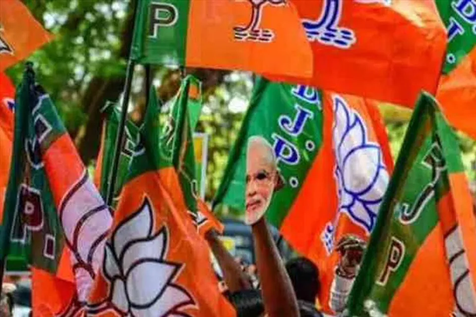 দফায় দফায় উত্তপ্ত বিধাননগর, বিজেপি প্রার্থীকে মারধর