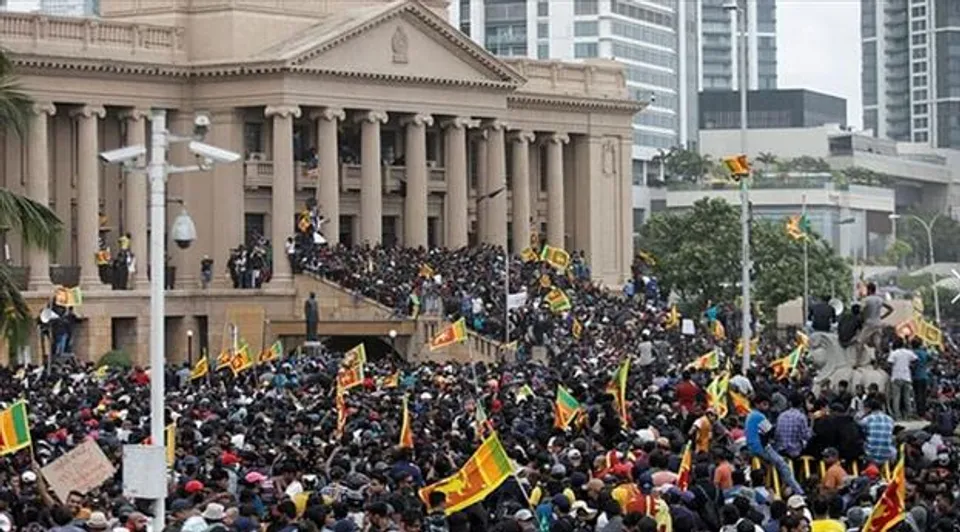 রাতারাতি বদলে ফেলা হল শ্রীলঙ্কার প্রেসিডেন্ট নির্বাচনের পদ্ধতি