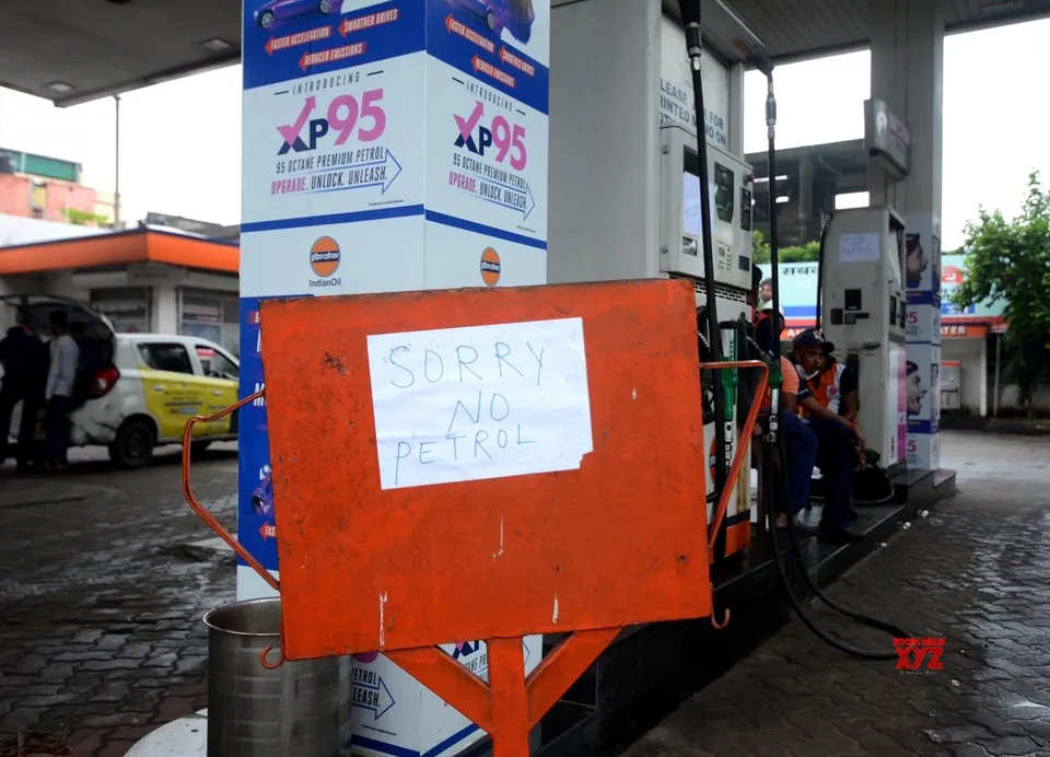 ৩১শে আগস্ট রাজ্যজুড়ে পেট্রোল পাম্প ধর্মঘটের ডাক