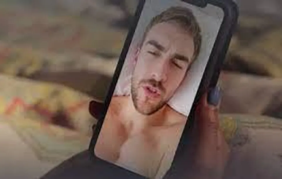 অনলাইনে দুষ্টুমি