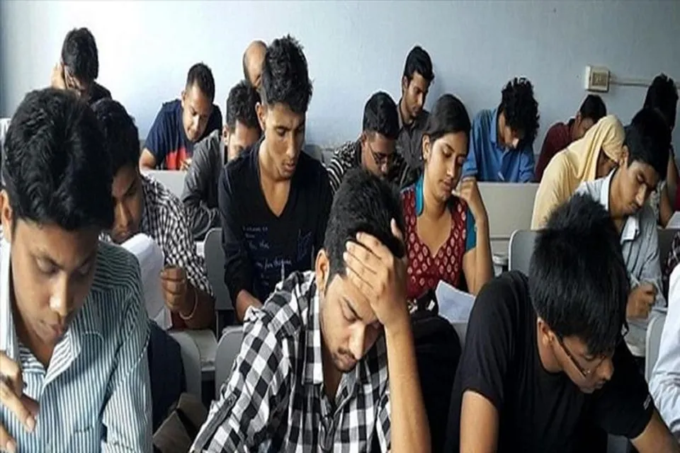 বাতিলের পথে ১৬৯৪ জন শিক্ষাকর্মীর নিয়োগ!