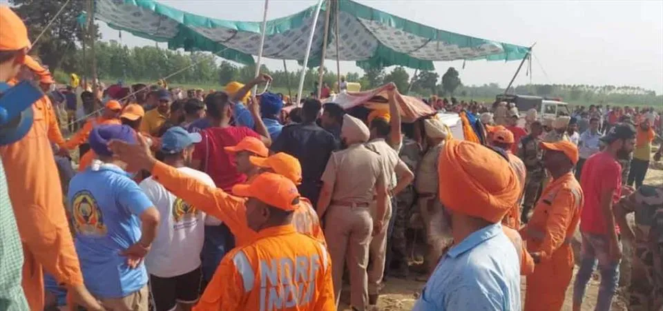 সেনা নামিয়েও বিফলে ৯ ঘণ্টার লড়াই, কুয়োয় পড়ে মৃত্যু ৬ বছরের শিশুর