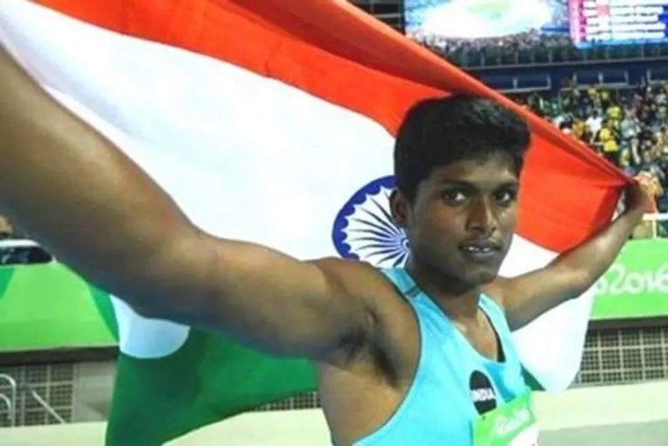 মারিয়াপ্পান থাঙ্গাভেলুকে সম্বর্ধনা জানালেন কেন্দ্রীয় ক্রীড়ামন্ত্রী