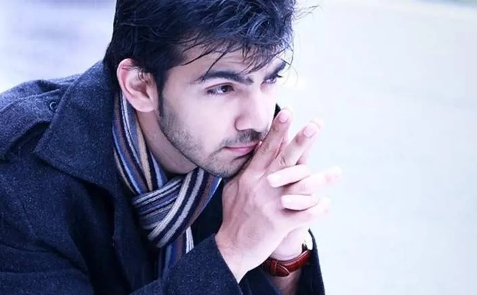 বিবাহ বন্ধনে আবদ্ধ হলেন টিভি অভিনেতা করণ গ্রোভার