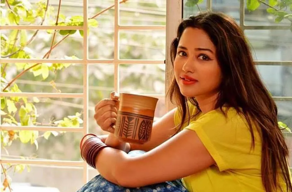 বরফের আনন্দে মাতলেন সোহিনী