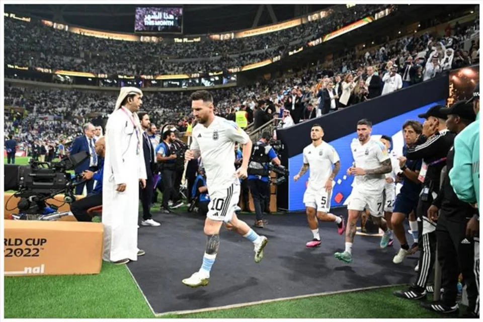 এমবাপে-গ্রিজম্যানদের রুখতে চার মিডফিল্ডারে ভরসা আর্জেন্টিনার