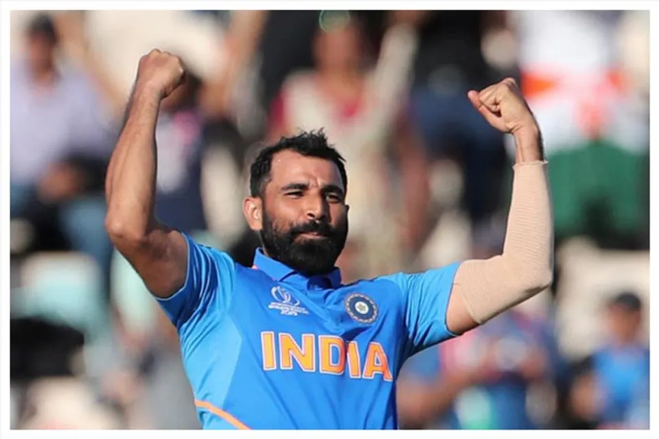 মহম্মদ শামিকে বাড়িতে বসে থাকতে দেখে অবাক হচ্ছি: রবি শাস্ত্রী