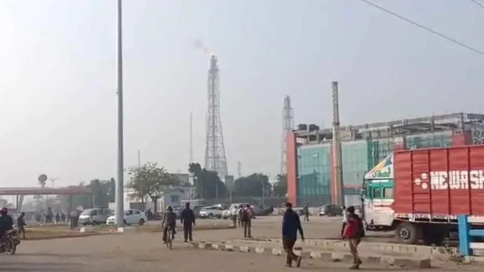 আইওসিএল পরিদর্শনে সৌমেন মহাপাত্র