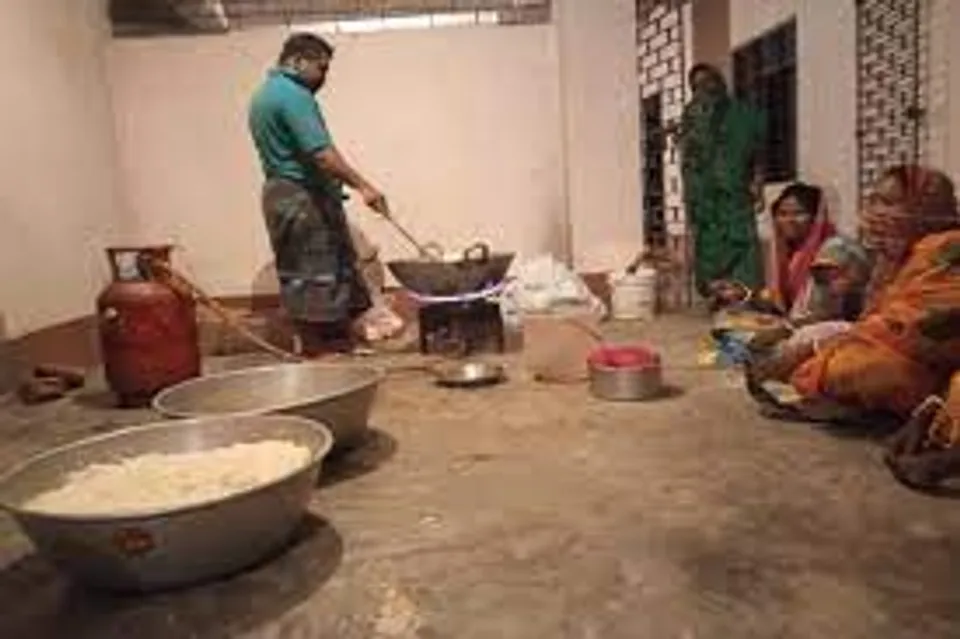 সুন্দরবনে চালু কমিউনিটি কিচেন