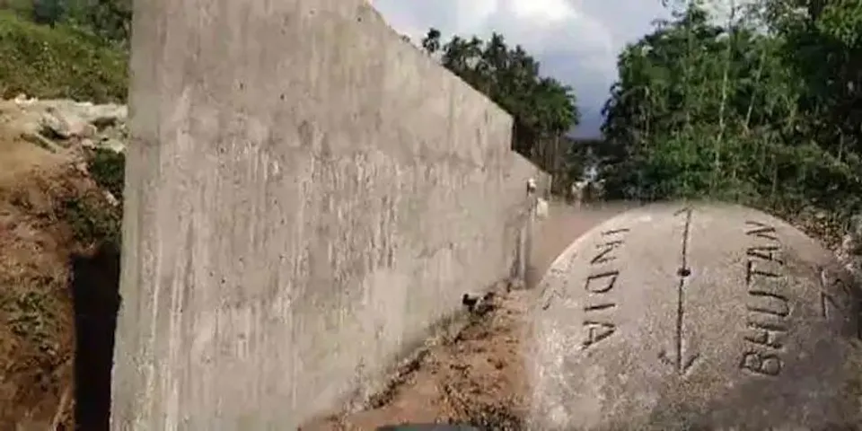 আলিপুরদুয়ারে সীমান্তে কংক্রিটের দেওয়াল তুলছে ভুটান!