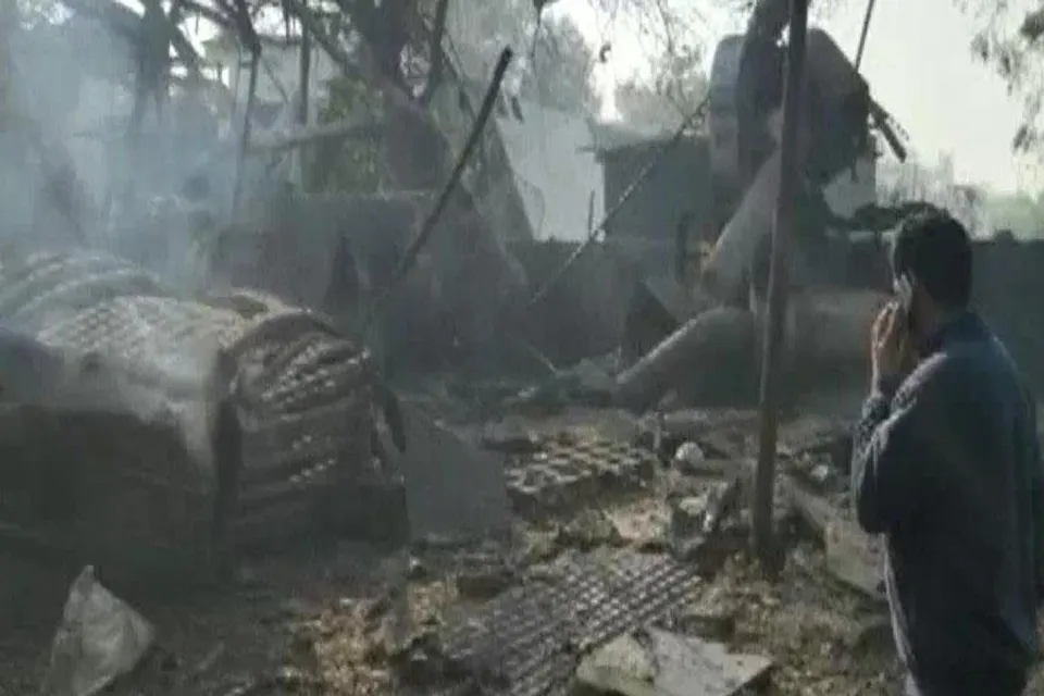 রাসায়নিক কারখানায় ভয়াবহ বিস্ফোরণ, আহত বহু