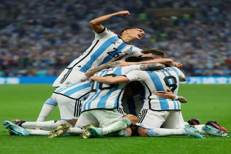 ফোনে বার্তালাপের মাধ্যমে আর্জেন্টিনার রাষ্ট্রপতিকে অভিন্দন পুতিনের