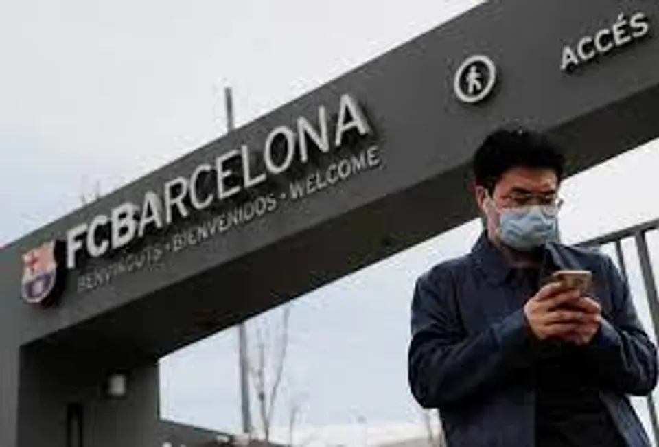 করোনার ছায়া বার্সেলোনায়