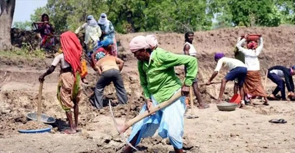 কেন্দ্রের সিদ্ধান্ত অদ্ভুত : ইন্ডিয়া রেটিংস