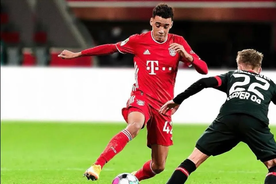 বায়ার্নের বিস্ময় বালককে সই করাতে চাইছেন পেপ!