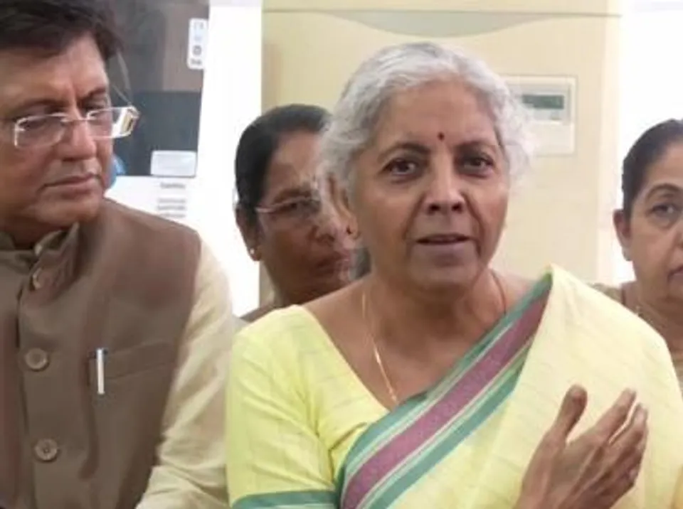 'অধীর চৌধুরি ক্ষমা চাননি, সনিয়া গান্ধী দেশকে বিভ্রান্ত করছেন', নির্মলা সীতারমণ