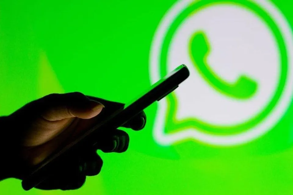 স্বাভাবিক হল হোয়াটসঅ্যাপ পরিষেবা