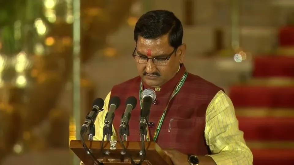 Union Minister Tokhan Sahu 