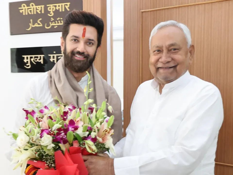 chirag_paswan_meet_cm_nitish_kumar_1747632533904_1747632534196