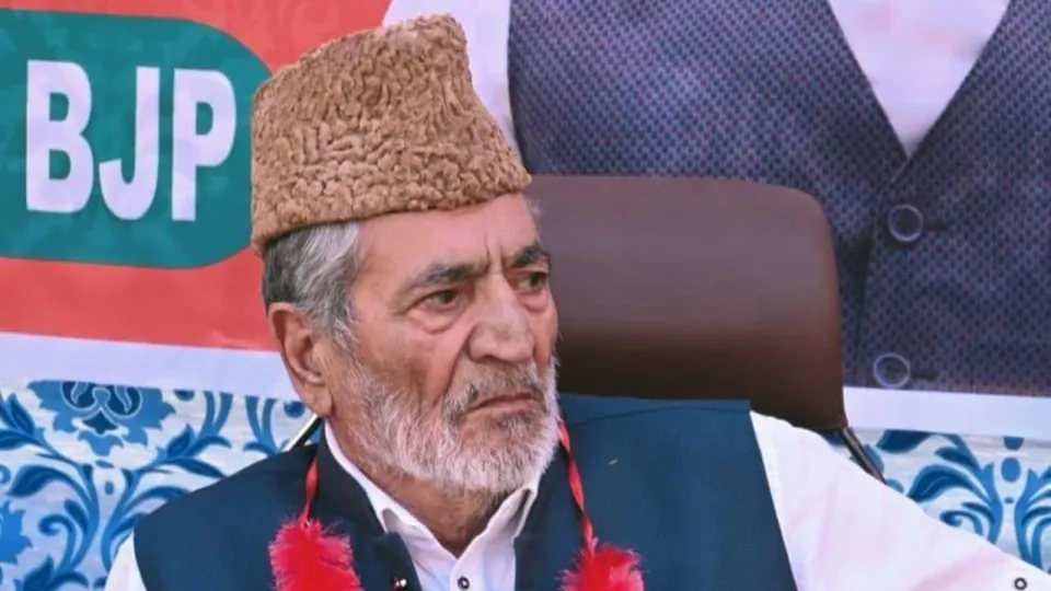 J&K BJP Candidate Syed Mushtaq Bukhari Passes Away