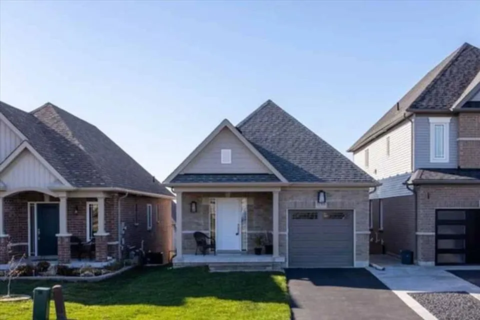 Foreigners will not be able to buy a home in Canada for 2 years